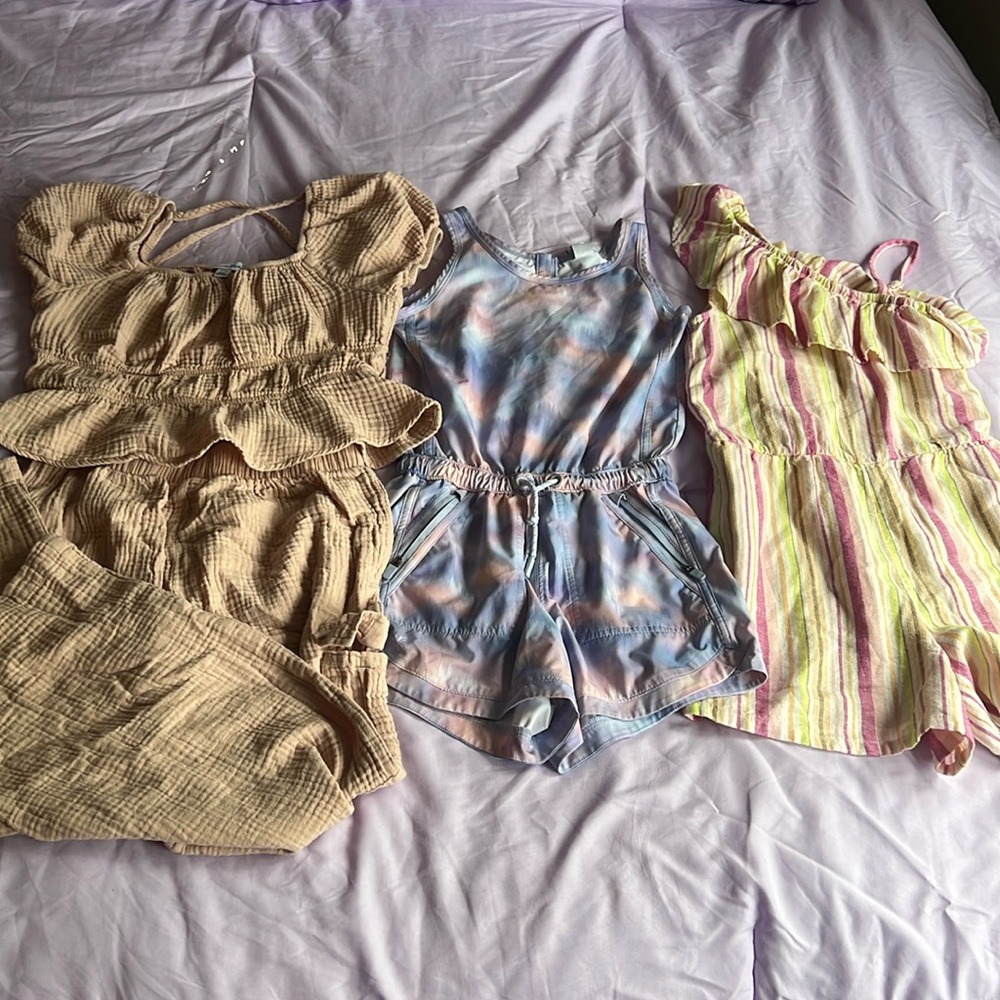 3 kids outfits, 2 jumpers and 1 top and bottom- size medium